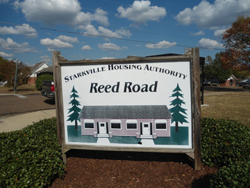 Reed Road Sign