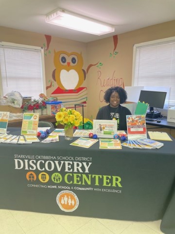Discovery Center display table