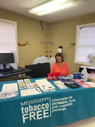 Mississippi tobacco free display table